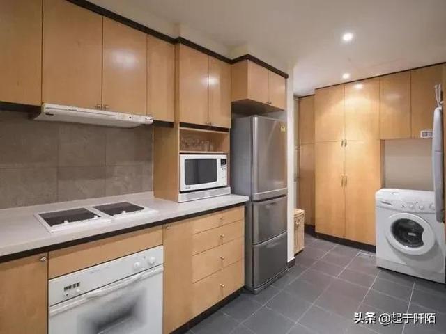 扼守马六甲海峡咽喉的“新加坡”,今天带你看看真实的新加坡现状