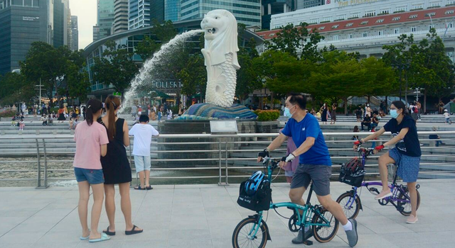 “小家子气”的新加坡,不会取代香港成为金融中心