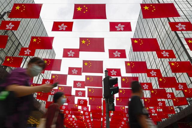 “小家子气”的新加坡，不会取代香港成为金融中心