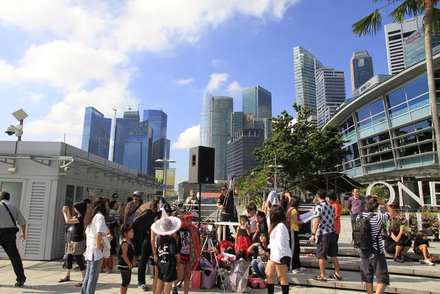 在新加坡的生活成本究竟有多高？网友看完开始撸钱包