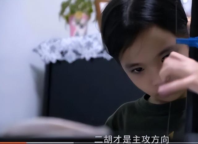 看到新加坡妈妈的鸡娃日常,海淀妈妈默不作声,被称内卷王中王