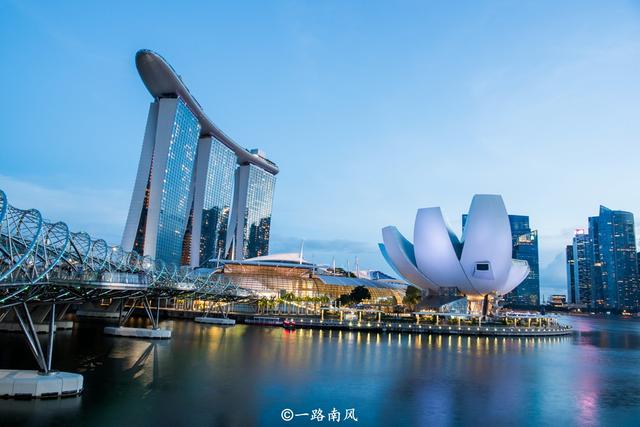 东南亚最有名小国,面积不及重庆114分之1,华语是官方语言