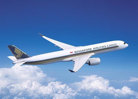 2022新加坡航展亮点纷呈 波音777X和空客A350F吸引眼球
