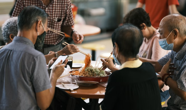 华人揭露新加坡最真实一面:印度人口蹿升,华人就业难