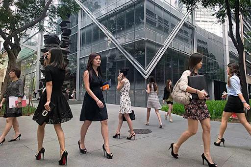 来新加坡7年,从拿WP到拿下PR,一个普通中国女孩的逆袭之路