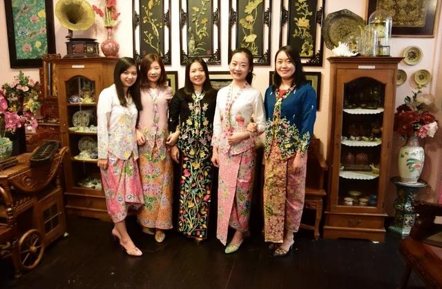 北京大妞到了新加坡,最大感触就是:以为自己还在国内