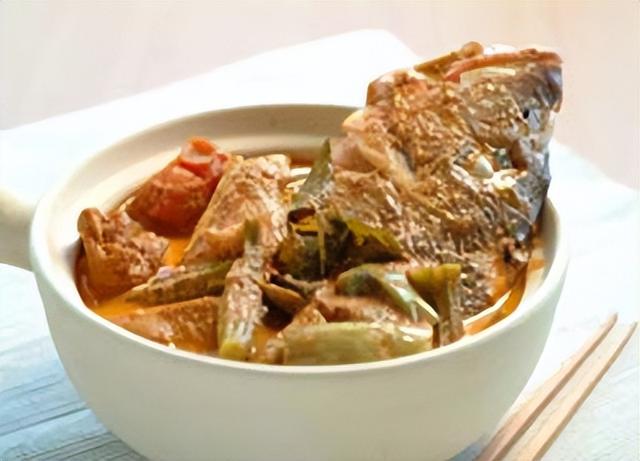 新加坡菜特点,肉骨茶是不是茶?