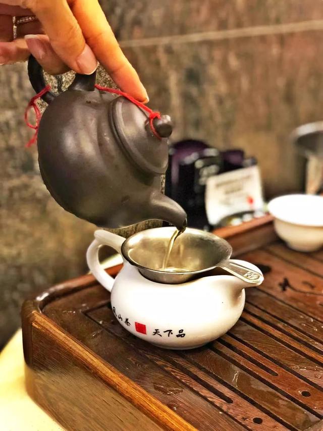 问茶|新加坡的“吃茶”与“喝茶”