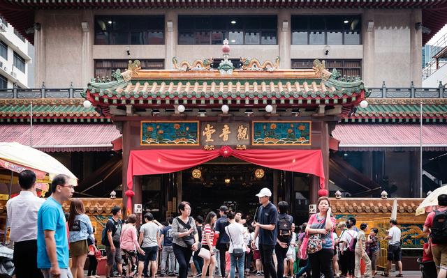 “落叶归根”与“落叶生根”：21世纪新加坡华人的文化溯源与非物质文化遗产