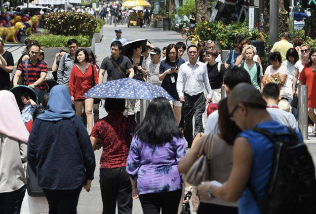 新加坡华人为何没以前“爱国”呢？