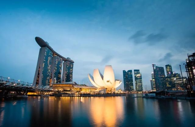 新加坡樟宜机场游玩攻略，机场还提供新加坡免费游福利！