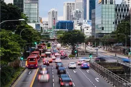 新加坡司机能赚多少钱？新加坡驾照和国内的驾照有什么区别？