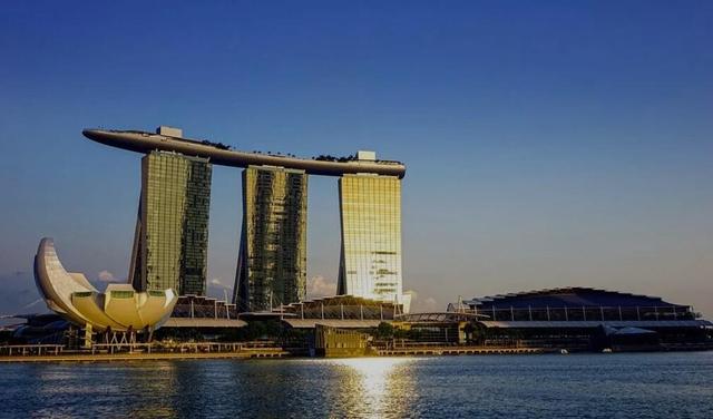 新加坡商铺租金上涨高达30%，脑洞商家直接转型开“野鸡店”