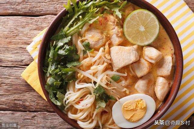 东南亚特色美食——叻沙，到底是什么呢？
