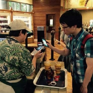 来新加坡可以不用带钱啦！新加坡旅游局引进支付宝和微信支付