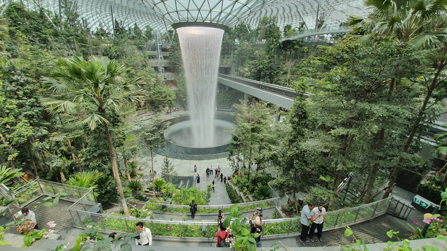 新加坡第二家苹果直营店落户新樟宜机场