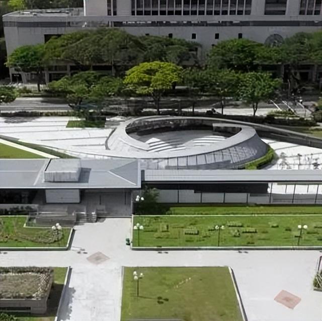 新加坡老牌地标商业街乌节路的更新重生