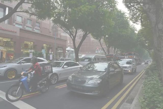 新加坡老牌地标商业街乌节路的更新重生