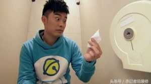 厕纸到底扔纸篓好？还是冲走好？看看新加坡是咋办的