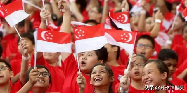 新马关系有多特殊?新加坡国语是马来语,国歌也用马来语演唱