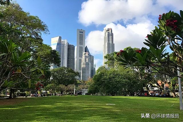 新马关系有多特殊?新加坡国语是马来语,国歌也用马来语演唱