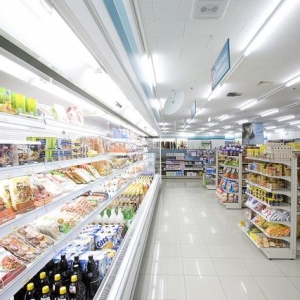 新加坡媒体：便利店正在消失的便利性