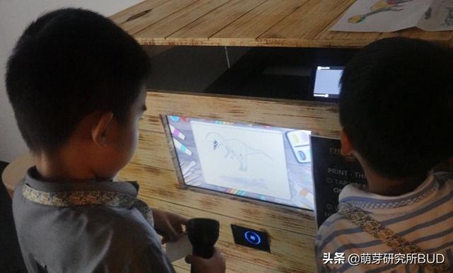 新加坡必打卡的顶级科学馆:不跟孩子认真玩,错过一个亿