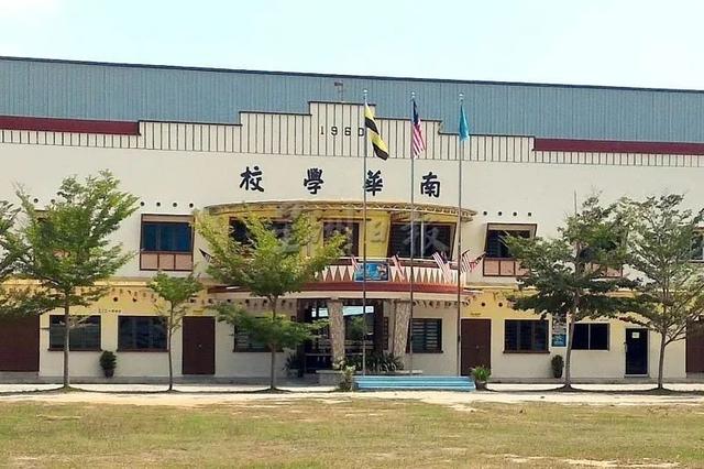 英国和新加坡低龄留学该怎样去选择?