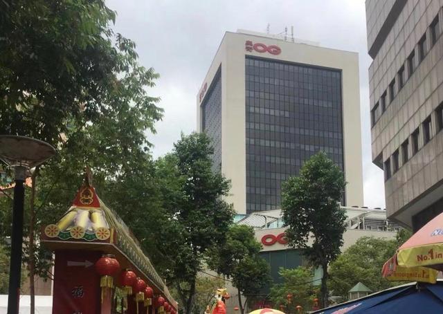 新加坡市中心，本地人和游客都喜欢去的，四马路观音堂