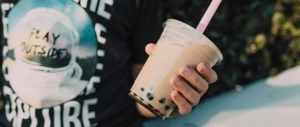 新加坡禁止奶茶广告，引发5亿关注，饮品人该如何看待？