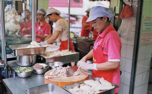 新加坡国菜海南鸡饭告急 海南鸡饭是怎么成为新加坡国菜的?