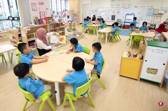 幼儿陪读宝妈,为什么选择新加坡幼儿园?