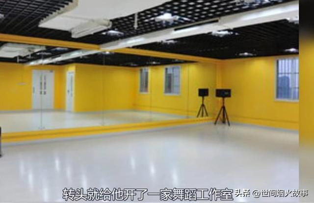 32岁小伙傍上79岁富婆,住进新加坡豪宅:我要照顾你一辈子