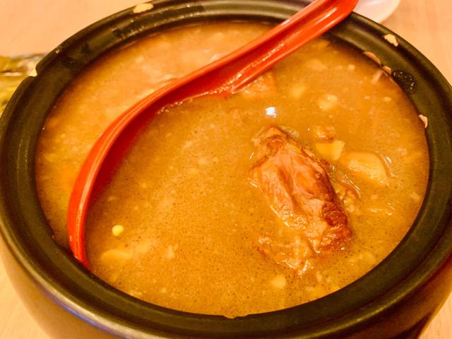 吃遍新加坡-第139期：从食阁起家的老火汤连锁