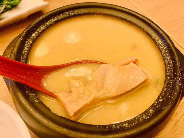 吃遍新加坡-第139期：从食阁起家的老火汤连锁
