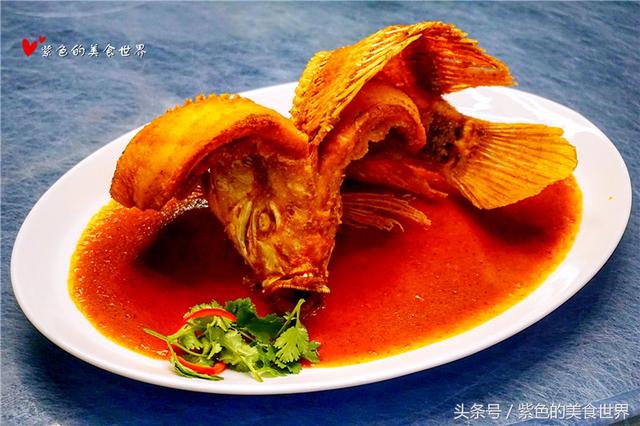最正宗的新加坡辣椒螃蟹——珍宝海鲜!