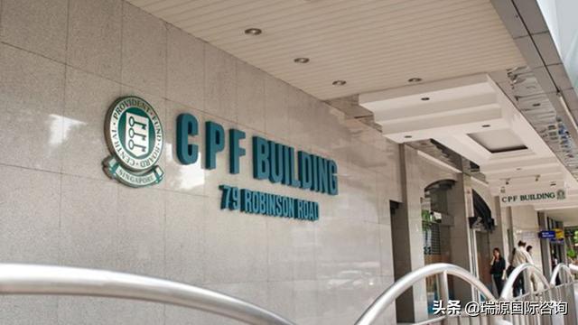 在新加坡,什么人需要缴纳公积金(CPF)