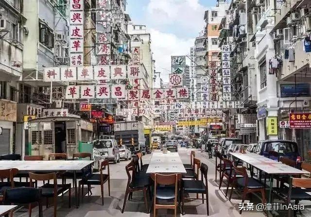 新加坡使用简体字程度比港澳台还普遍的原因是什么？